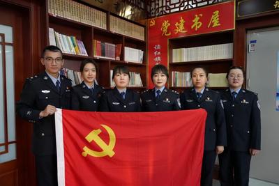 书香润警营  阅读励警心——五原县公安局文联举办读书分享交流会