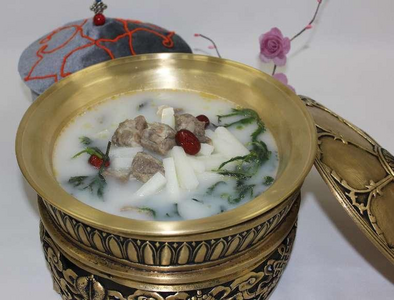 舌尖上的森林密语—阿尔山山珍水宴豪华宴