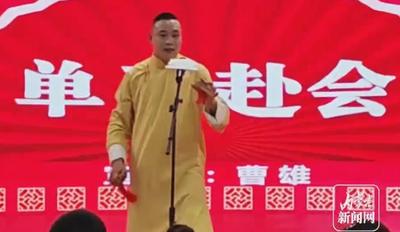 呼和浩特北疆文化開放麥活動(dòng)現(xiàn)場 青年段子手花式宣講北疆文化