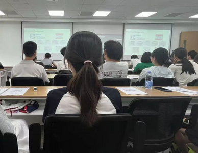 辣語｜上大學(xué)也要搶跑？別再讓“高大銜接班”制造焦慮了