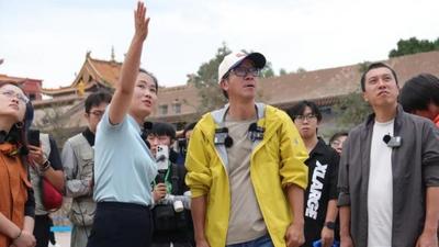 心之所往 向善而行！俞敏洪帶千萬(wàn)網(wǎng)友走進(jìn)阿拉善