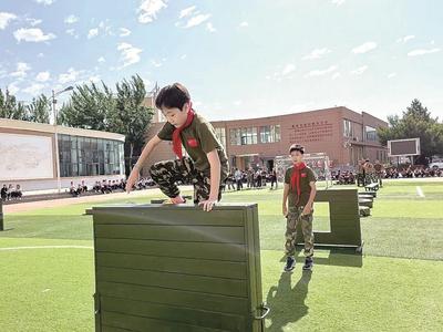 包頭市34.5萬名中小學生開啟新學年
