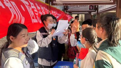 巴彥淖爾市“移動(dòng)課堂”讓安全知識(shí)惠民生