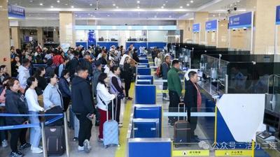 較去年提前37天 二連口岸出入境人員突破200萬(wàn)人次