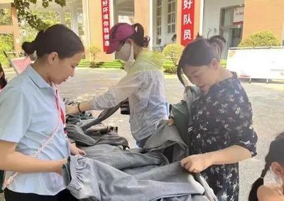 校服循环利用：开学第一课，育人第一站