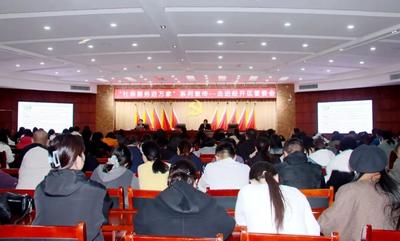 经开区举办“社保服务进万家”宣传活动