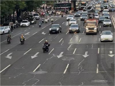 管好違規(guī)“電驢”，守護公共安全