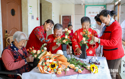 愛心敬老 情暖重陽