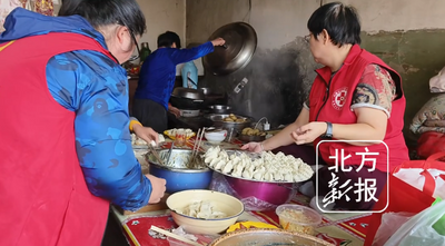 內(nèi)蒙古紅十字仁愛(ài)媽媽陪困境少女玉婷一起過(guò)節(jié)