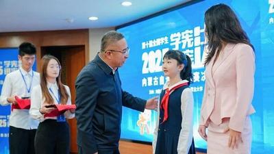 董筱满将代表内蒙古参加第十届全国学生“学宪法 讲宪法”活动演讲比赛总决赛