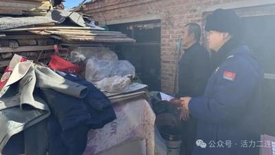 二連浩特市消防救援大隊(duì)織密冬季用火用電“安全網(wǎng)”