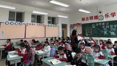 2025年民生实事落地！两校护眼灯“上岗” 护航青少年视力