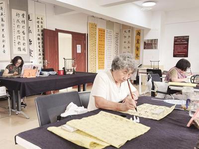 烏海公益課堂： 繪就全民學(xué)習(xí)幸福圖景