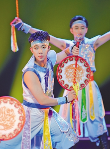 以文藝之光點(diǎn)亮百姓生活