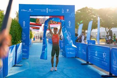 “再頂1分鐘、再頂10秒”——中國鐵三小將的亞青會高光時刻