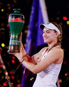 寧波網(wǎng)球公開(kāi)賽萊巴金娜奪冠