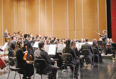 紀(jì)念貝多芬誕辰255周年系列音樂會(huì)奏響青城