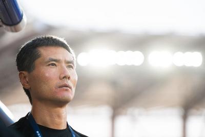 中國足協(xié)聘任邵佳一為國足主教練