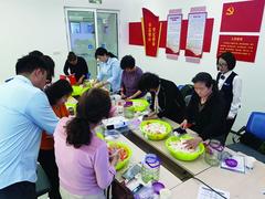 冬意渐浓腌菜香 集宁区市民用传统风味让冬日“仪式感”满满