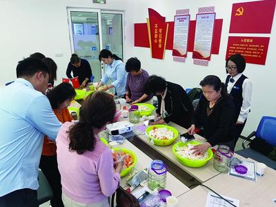 冬意漸濃腌菜香 集寧區(qū)市民用傳統(tǒng)風(fēng)味讓冬日“儀式感”滿滿