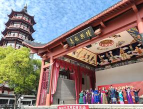 “北疆文化神州行”烏蘭牧騎全國巡演60周年紀念演出｜“紅色文藝輕騎兵” 走進英雄城南昌