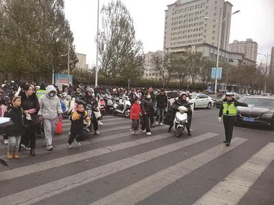 保障學(xué)生出行安全