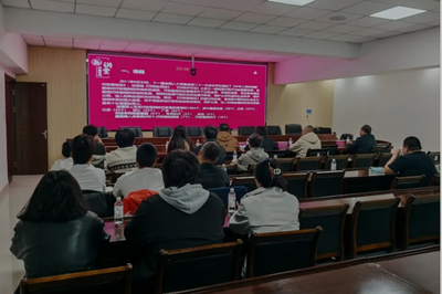 【素能提升】“府院共學(xué)”促規(guī)范 “案例＋法規(guī)”雙驅(qū)動——烏拉特前旗人民法院邀請多家單位共學(xué)“行政審判大講堂”