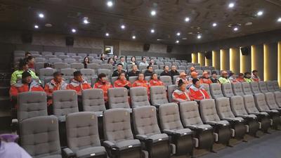 达茂旗职工电影院揭牌