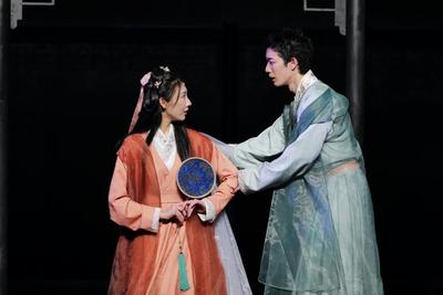 ​国家话剧院话剧《牡丹亭上三生路》展现生命觉醒