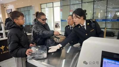 二連口岸離境退稅政策為跨境消費“加油”