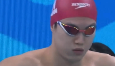 牛广盛以53秒61的成绩闯进蝶泳半决赛