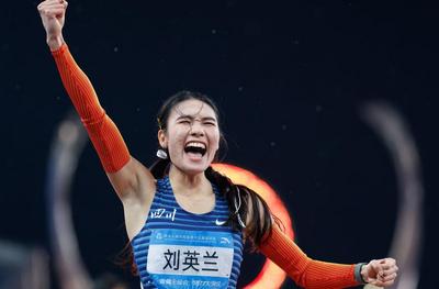 全運會｜田徑綜合：多名“00后”風(fēng)雨中摘首金