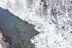 冬季漂流引客来