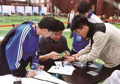 第41屆赤峰市青少年 科技創(chuàng)新大賽啟幕