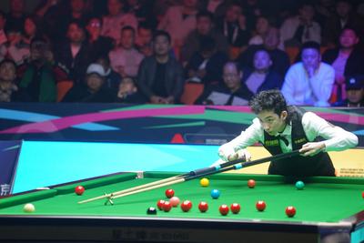 中國“黑馬”吳宜澤奪得斯諾克國錦賽冠軍