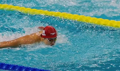 蝶泳半决赛 牛广盛以52秒28的成绩闯进决赛