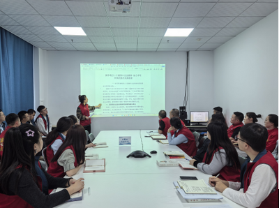 瑞眾保險(xiǎn)內(nèi)蒙古分公司興安黨支部組織召開(kāi)專題黨課學(xué)習(xí)會(huì)議