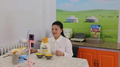 親歷者說(shuō) | 她的直播間 每一份豐收都“被看見(jiàn)”