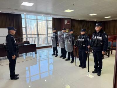 以练筑防 以战践责——临河区人民法院司法警察大队开展应急处突演练