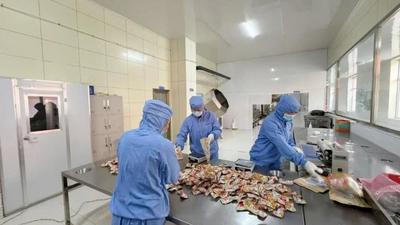 “蒙”字標！阿拉善三款駝肉產(chǎn)品有了“金字招牌”