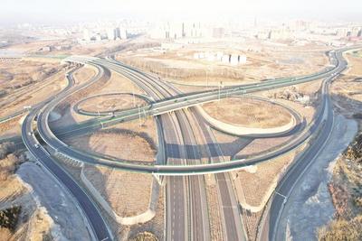 优化公路网 畅通幸福路