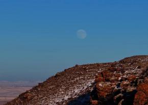 內(nèi)蒙古：錫林光影 平臺映月