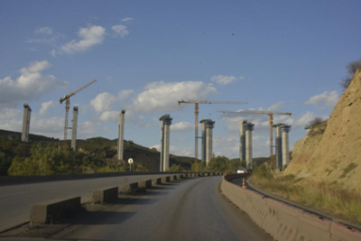 S26納龍高速的創(chuàng)新突圍戰(zhàn)