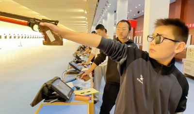 呼和浩特射擊小將鉚足勁備戰全區運動會