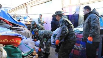 這波操作很實(shí)在！二連浩特市退役軍人事務(wù)局為困難群眾送去“暖心煤”