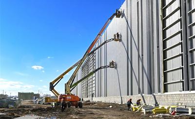 風(fēng)電葉片基地建設(shè)忙