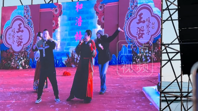 “開封干娘”互動挑戰(zhàn)蒙古舞!