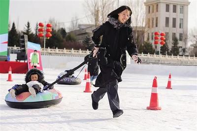 雪上競逐 冰上狂歡 呼和浩特冰雪趣味運動點燃冬日激情
