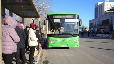 出行添綠 取暖煥新 產(chǎn)業(yè)升級！阿拉善開啟“零碳”新時代