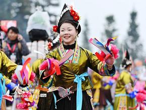 廣西融水：笙歌熱舞慶“苗年”